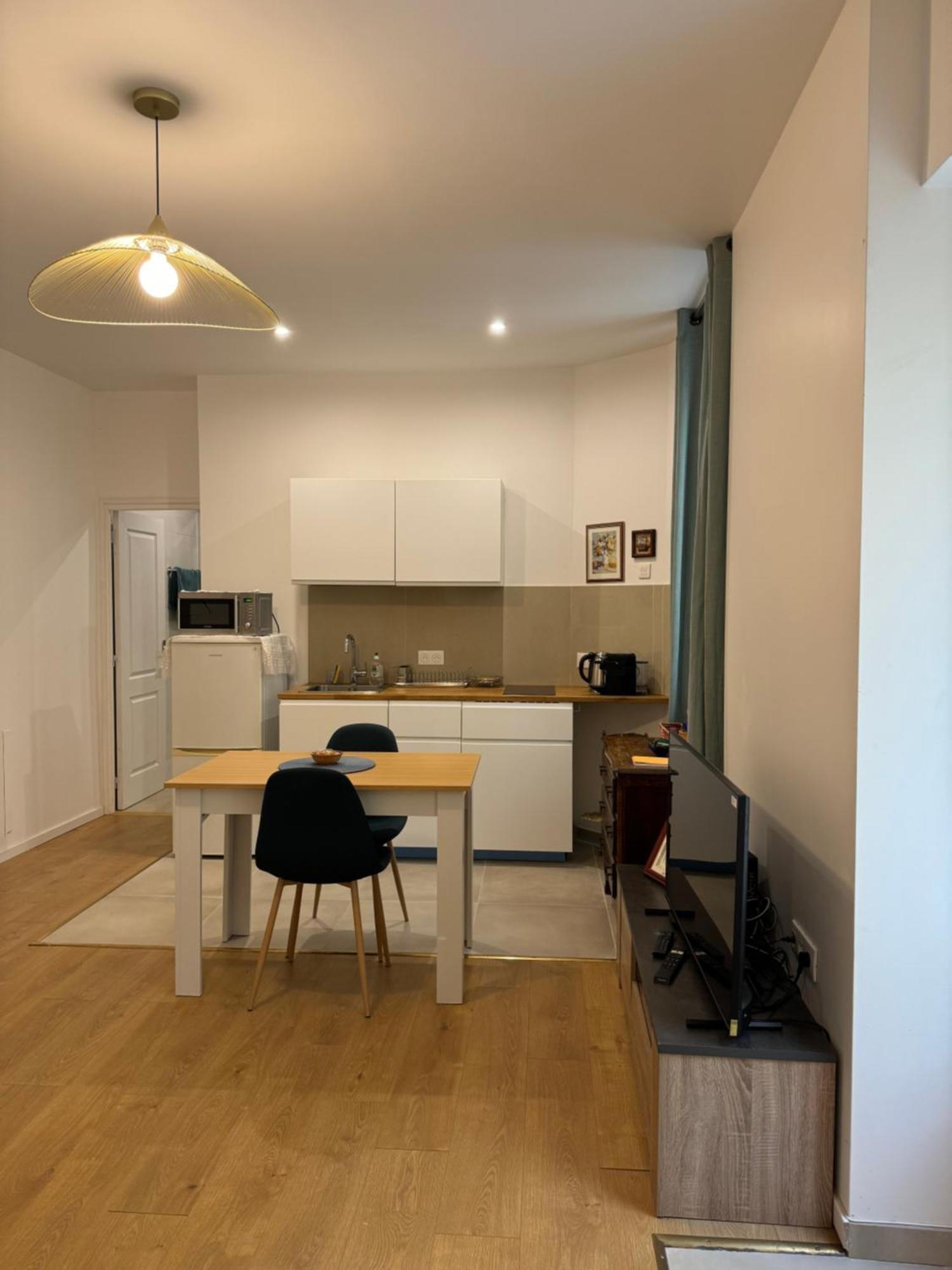 Appartement Meuble Tout Confort Chalon-sur-Saône Extérieur photo